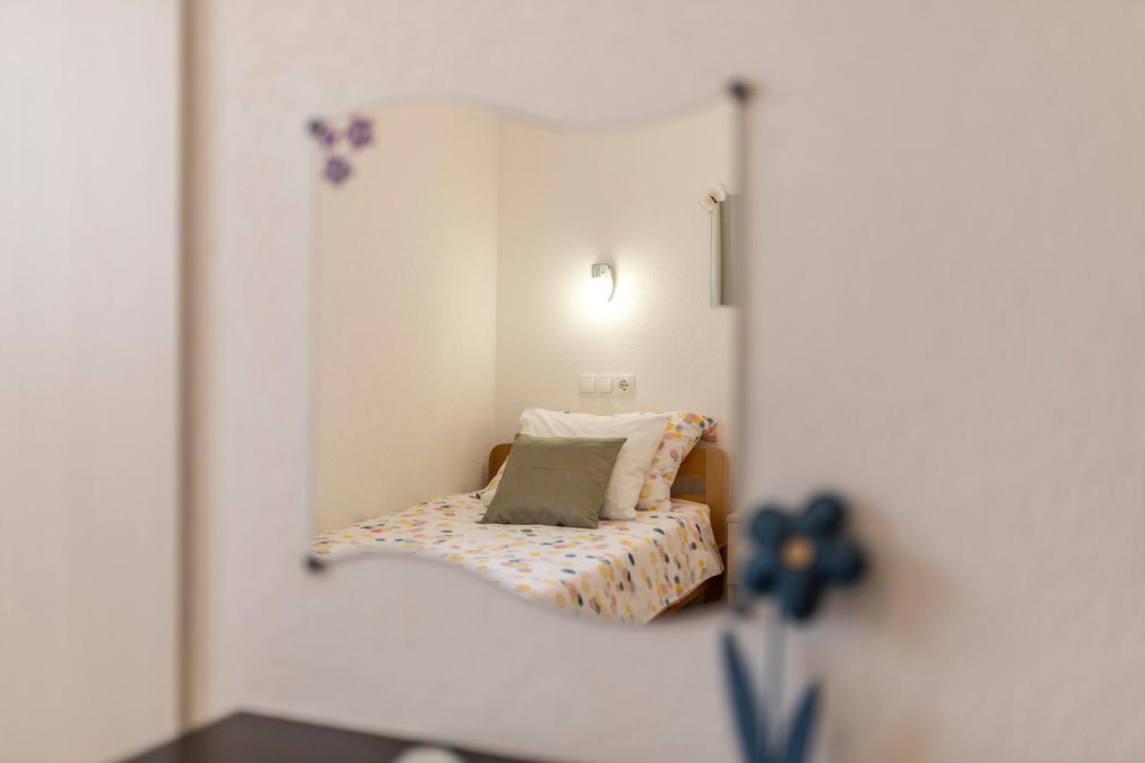 Apart Sa Terasom 250M Od Plaze,Parking,Wi Fi,Rostilj 트로기르 외부 사진